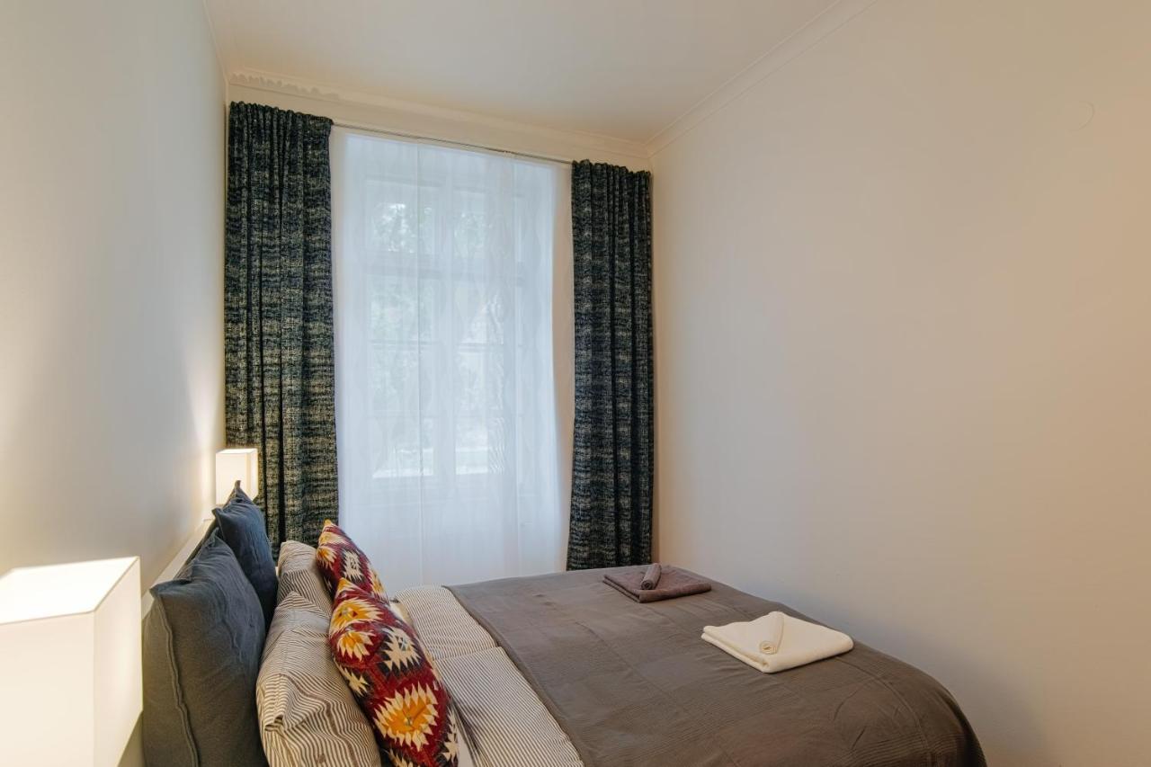 Apartment Gesse Kollarova Prague Exterior photo
