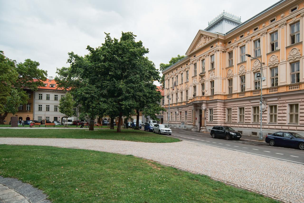 Apartment Gesse Kollarova Prague Exterior photo